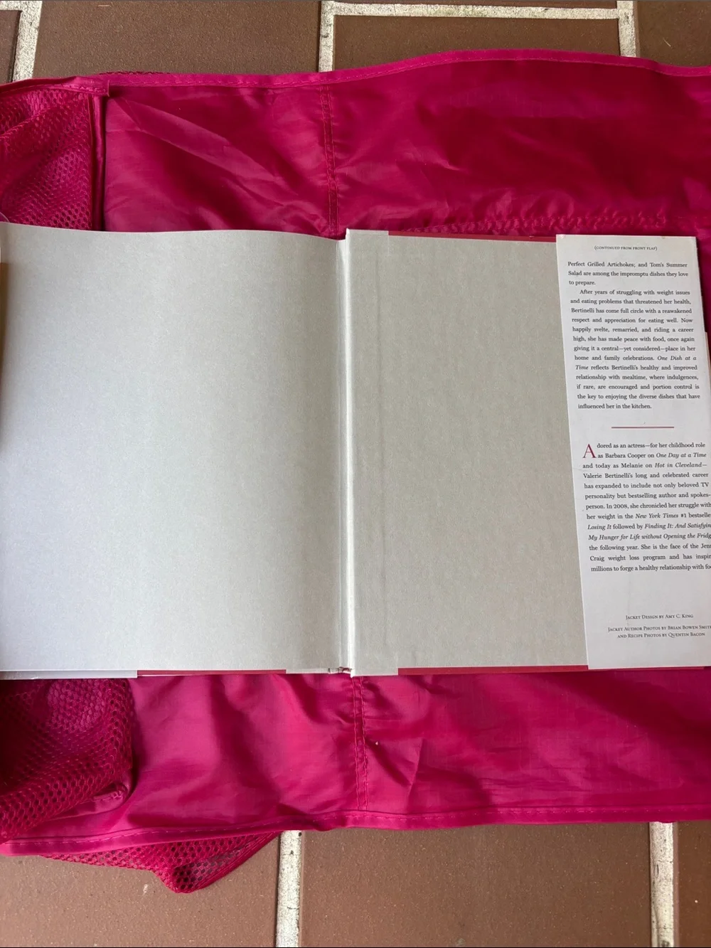 Valerie Bertinelli One Dish at a Time hardback cookbook 242 pgs. Good shape